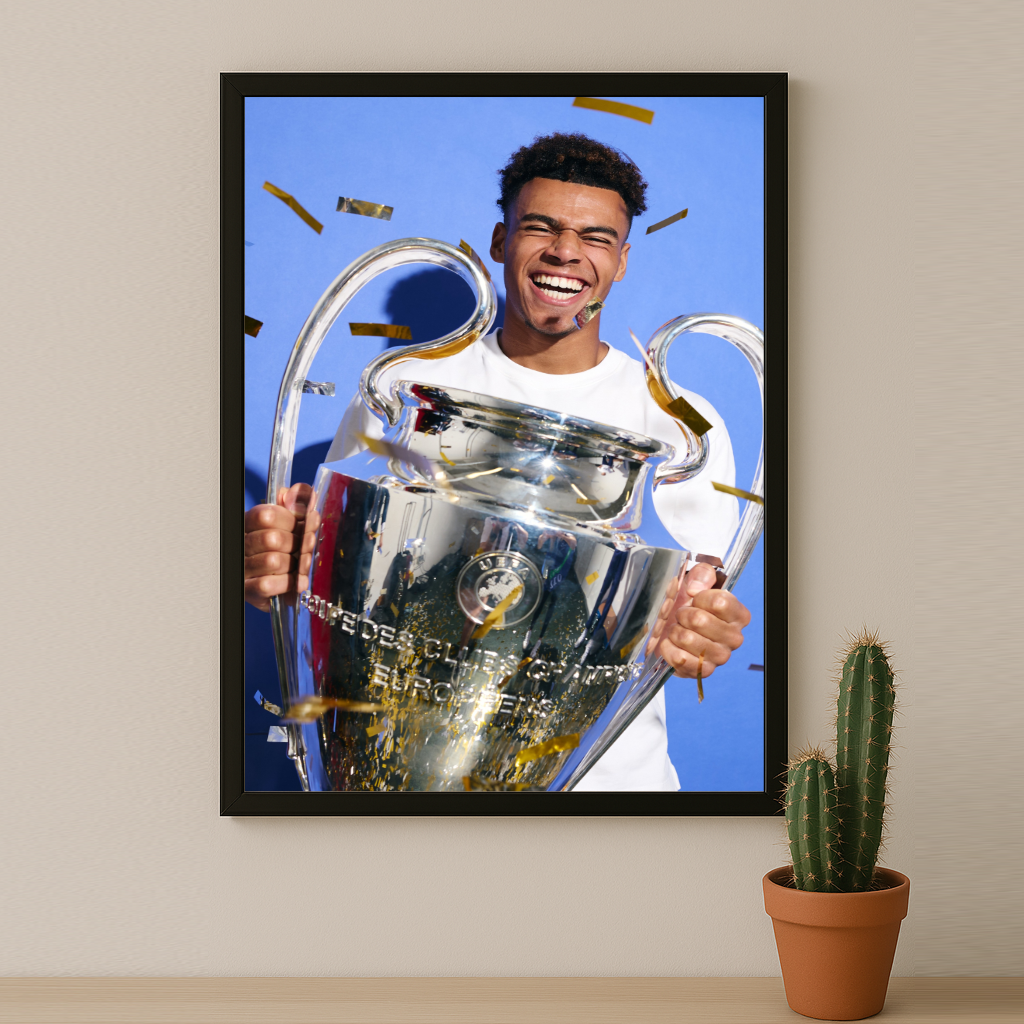 Cadre photo Désiré Doué PSG Ligue des champions