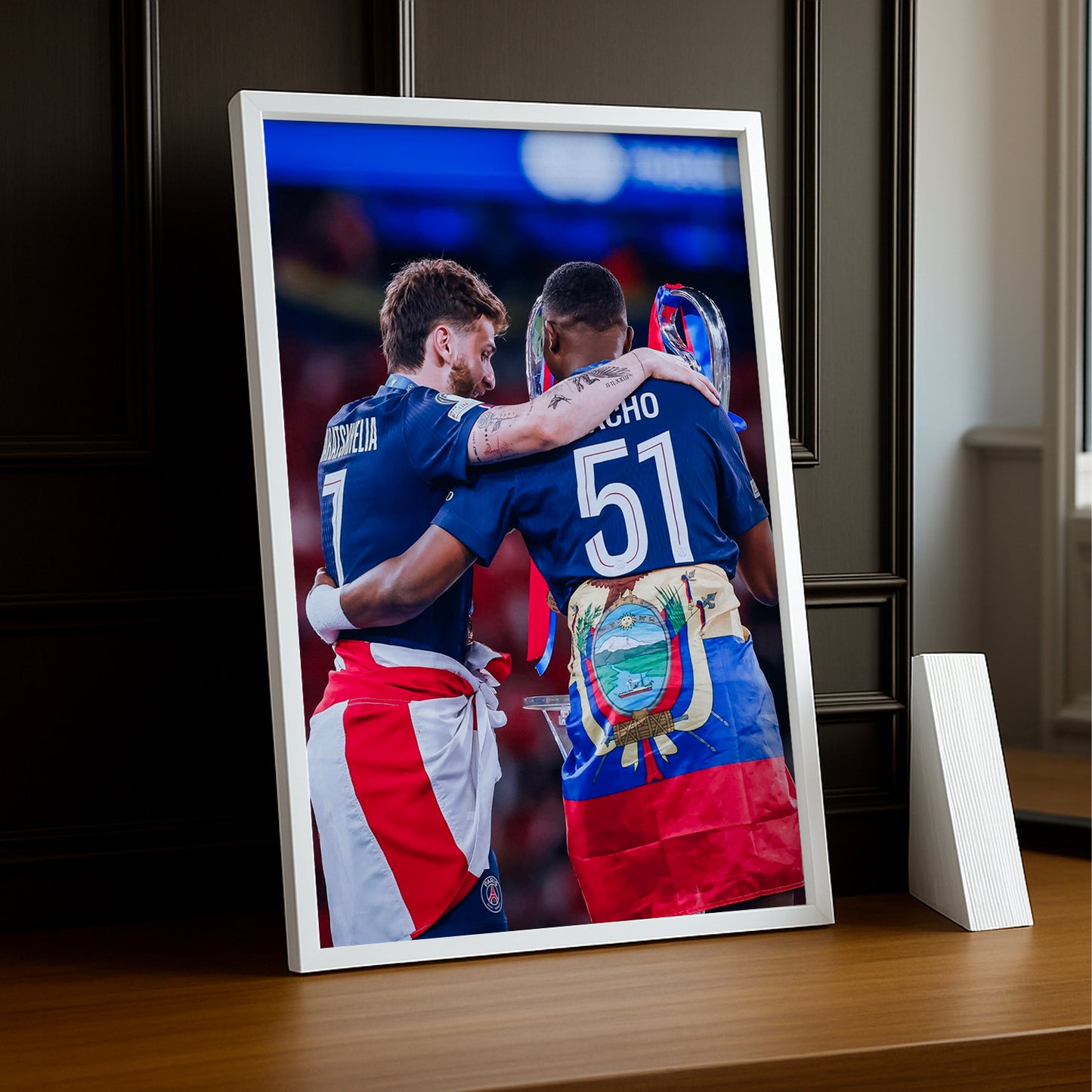 Cadre Photo Kvaratskhelia & Pacho – Champions League 2026 | PSG TonCadre