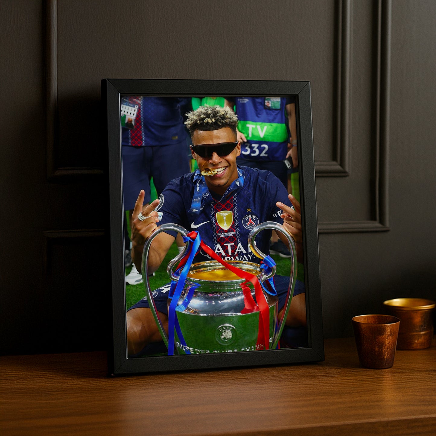 Cadre Photo Désiré Doué – Swag Trophée Champions League 2026 | PSG TonCadre