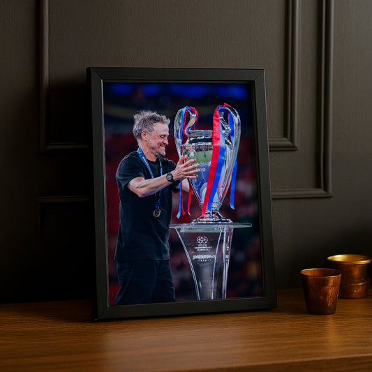 Cadre Photo Luis Enrique – Trophée Champions League 2026 | PSG TonCadre
