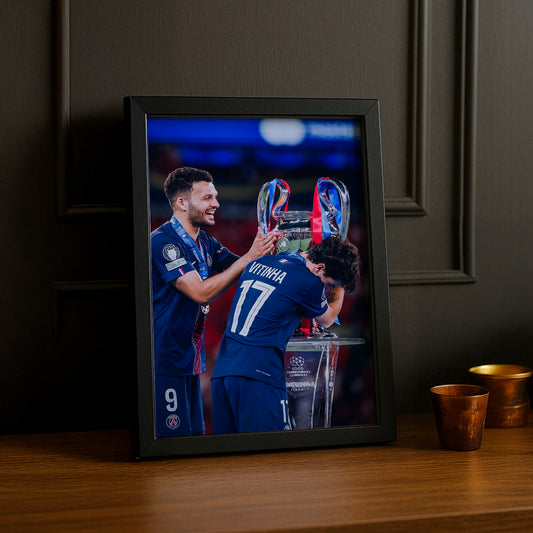 Cadre Photo Vitinha & Ramos – Trophée Champions League 2026 | PSG TonCadre