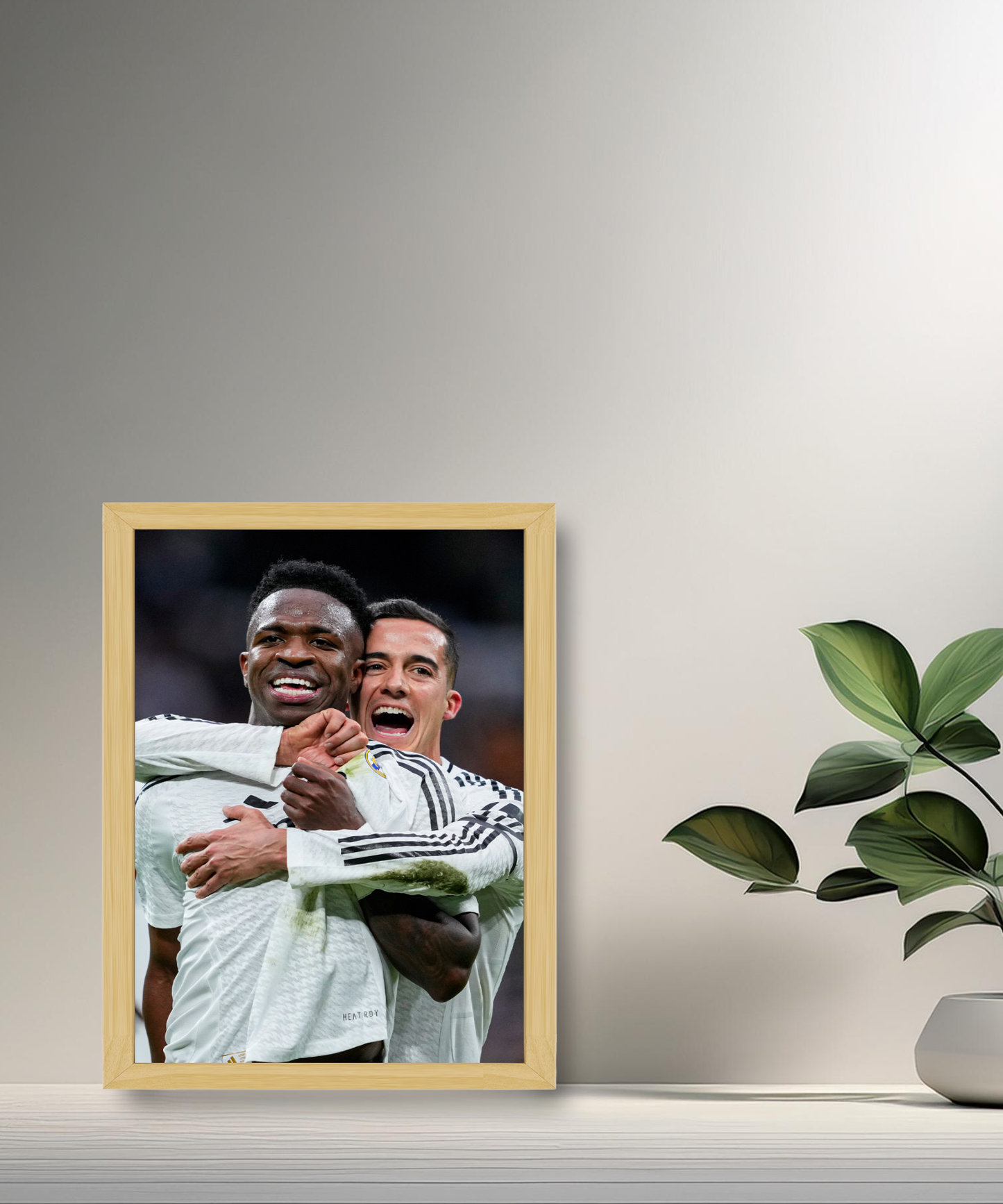 Cadre photo de Vinicius JR x Vasquez