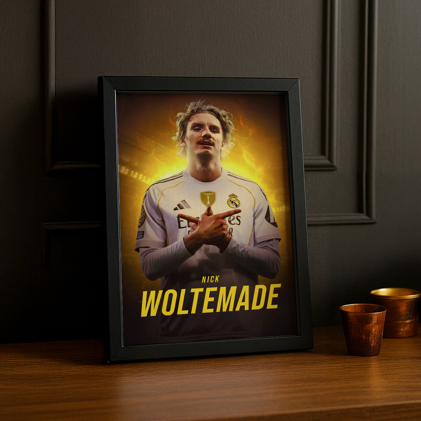 Cadre Photo Nick Woltemade Real Madrid – Affiche HD Encadrée Papier Premium