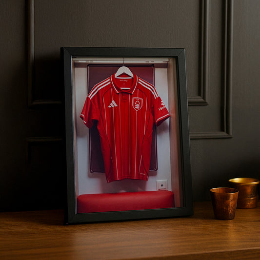 Cadre photo - Maillot Nottingham Forest 25-26