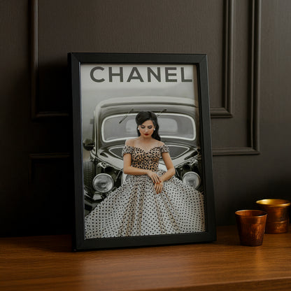 Poster Photo Chanel - Old Money Woman