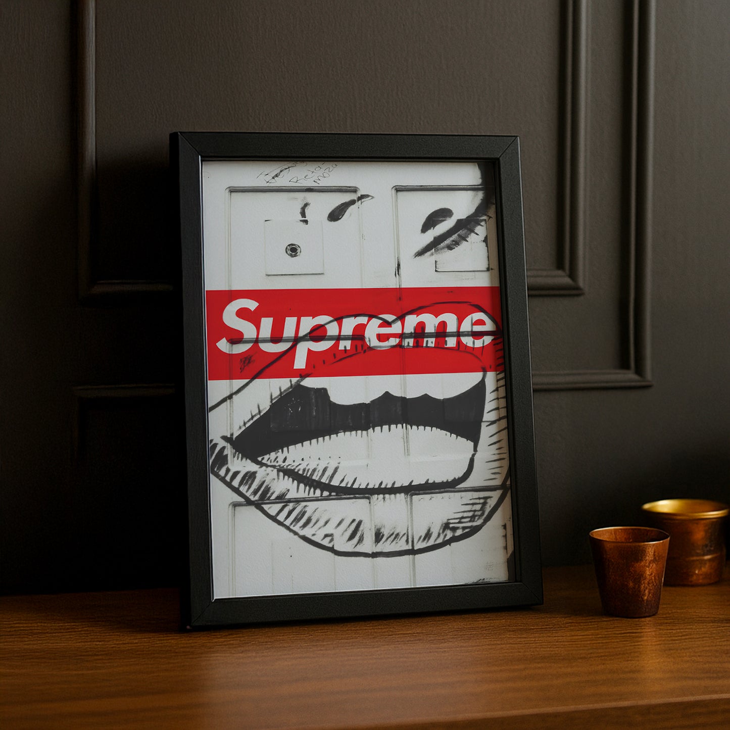Supreme - Lips