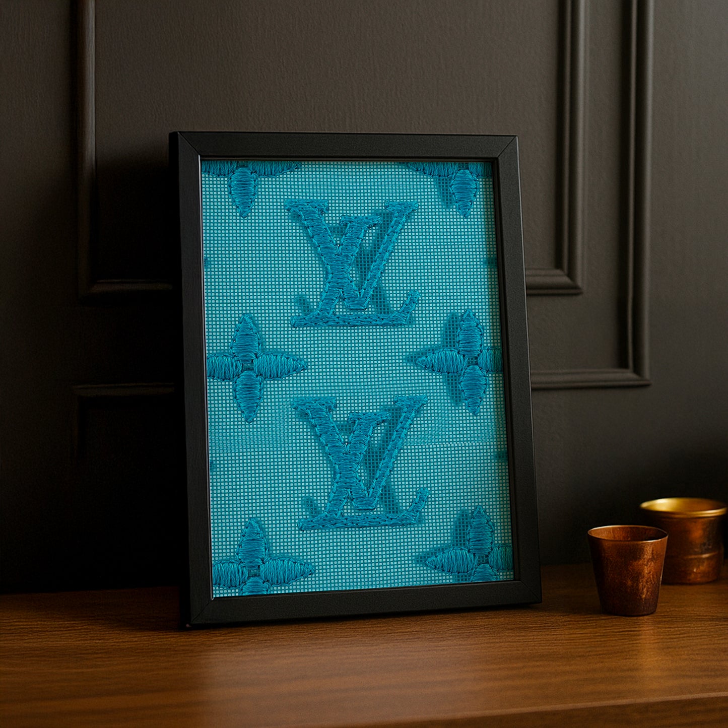 Cadre photo Louis Vuitton couture bleu ciel