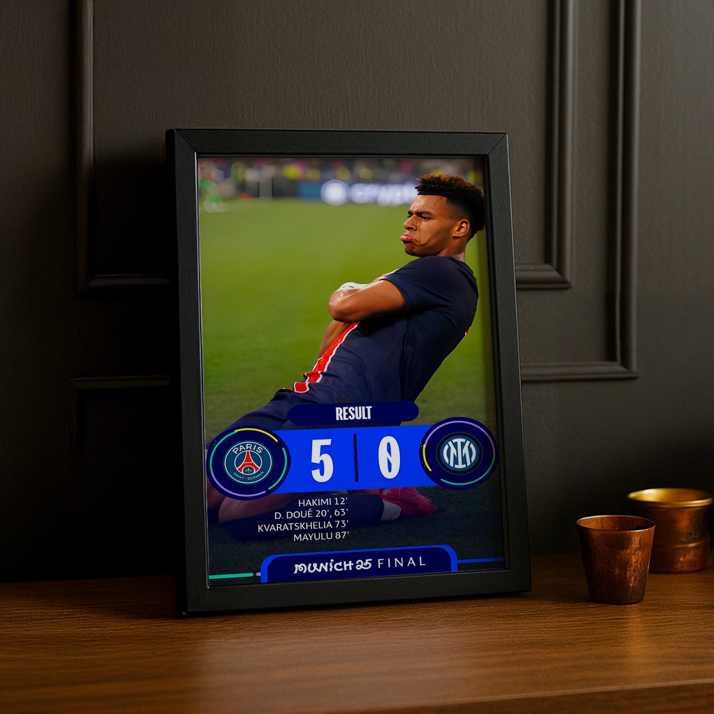 Cadre photo Désiré Doué PSG Ligue des champions