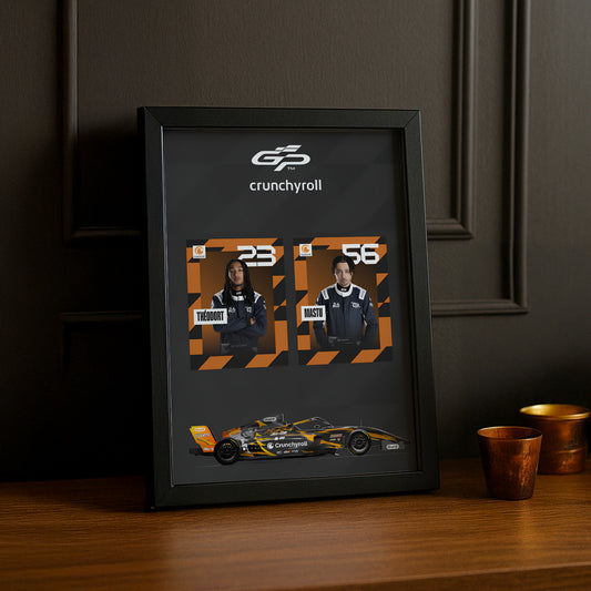 Cadre Photo GP Explorer Mastu x Théodort x Crunchyroll – L’Alliance Parfaite entre Vitesse, Passion et Culture Anime
