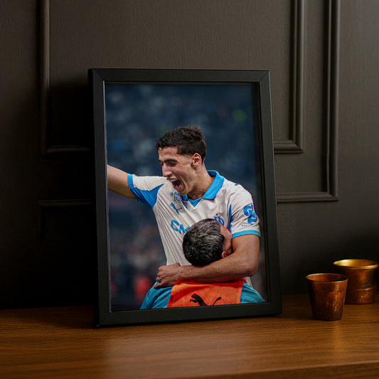 Poster encadrée Olympique de Marseille - Nayef Aguerd
