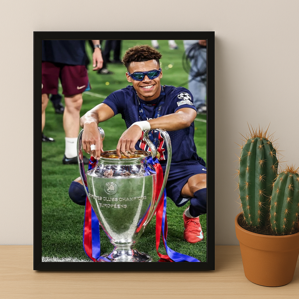 Cadre photo Désiré Doué PSG