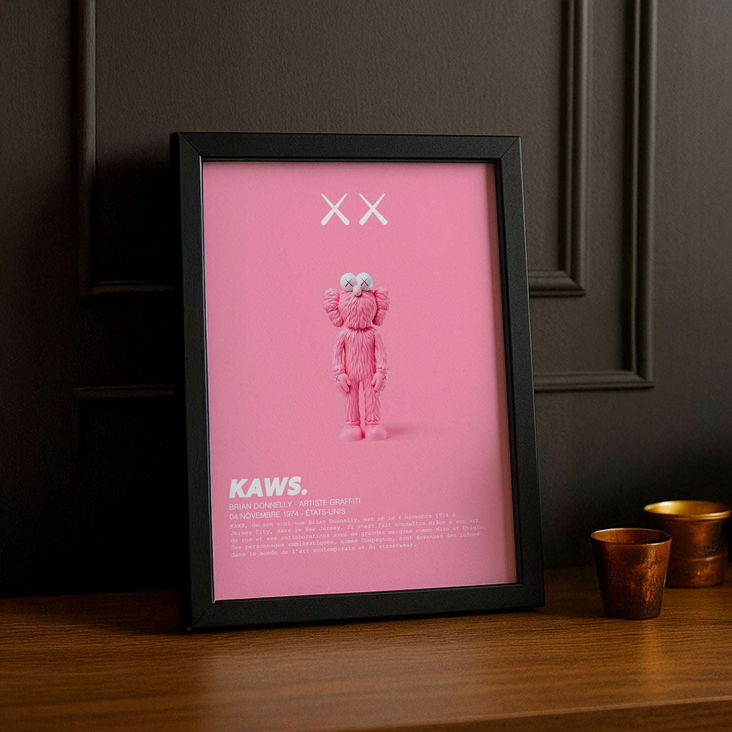 Cadre photo Kaws Companion rose