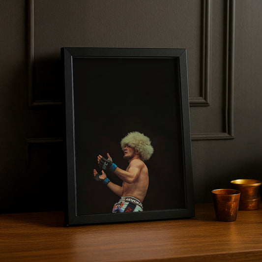 Cadre photo UFC - Khabib Nurmagomedov Prays