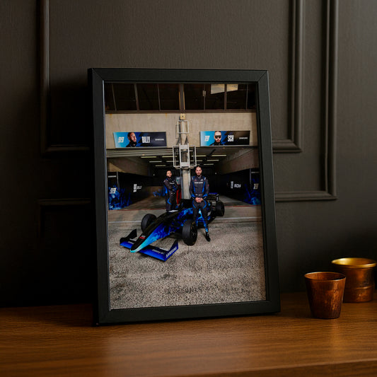 Poster encadrée GP Explorer - Écurie Samsung SCH x Billy