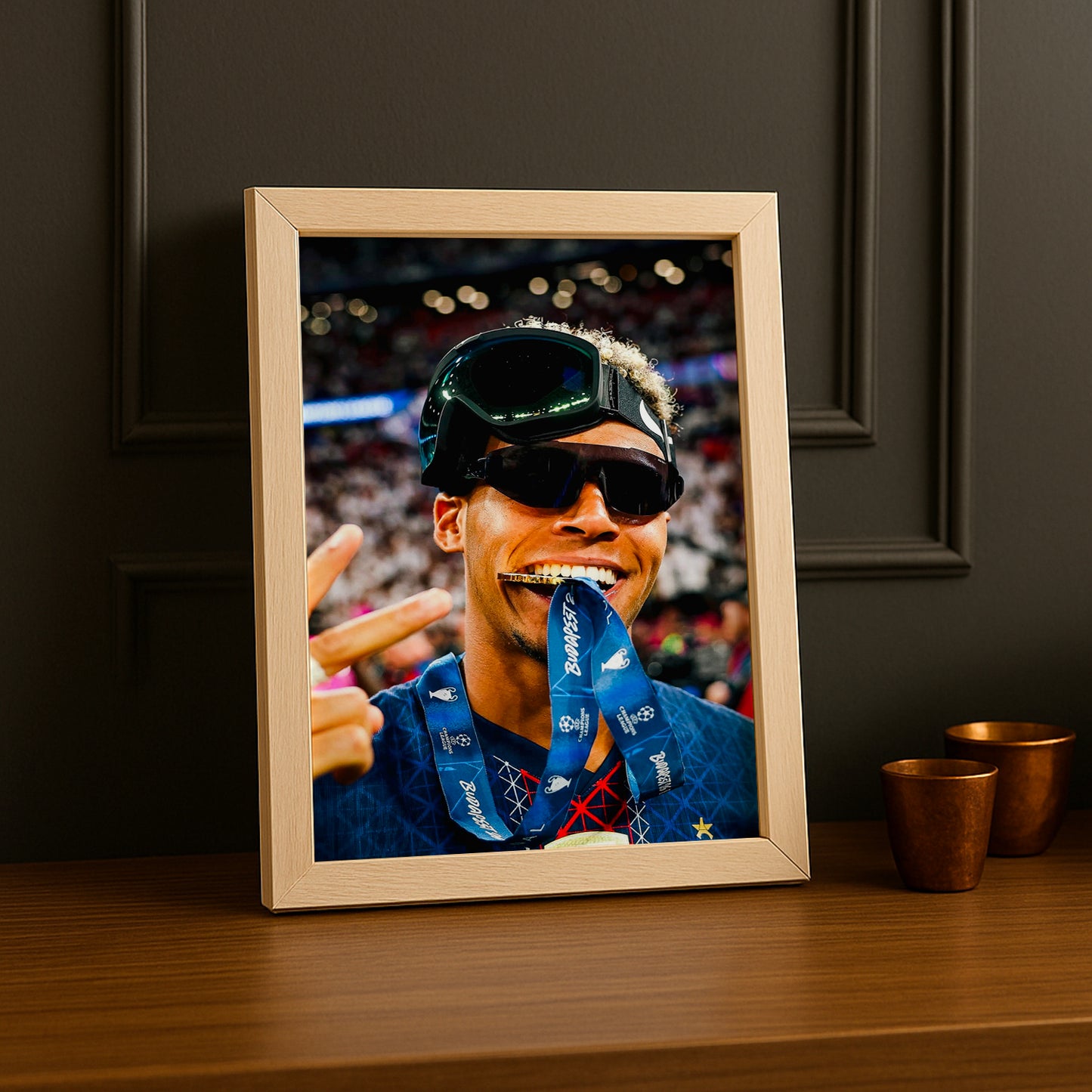 Cadre Photo Désiré Doué – Médaille Budapest Champions League 2026 | PSG TonCadre