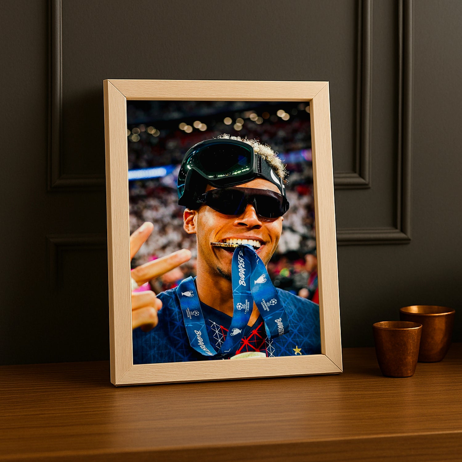 Cadre Photo Désiré Doué – Médaille Budapest Champions League 2026 | PSG TonCadre