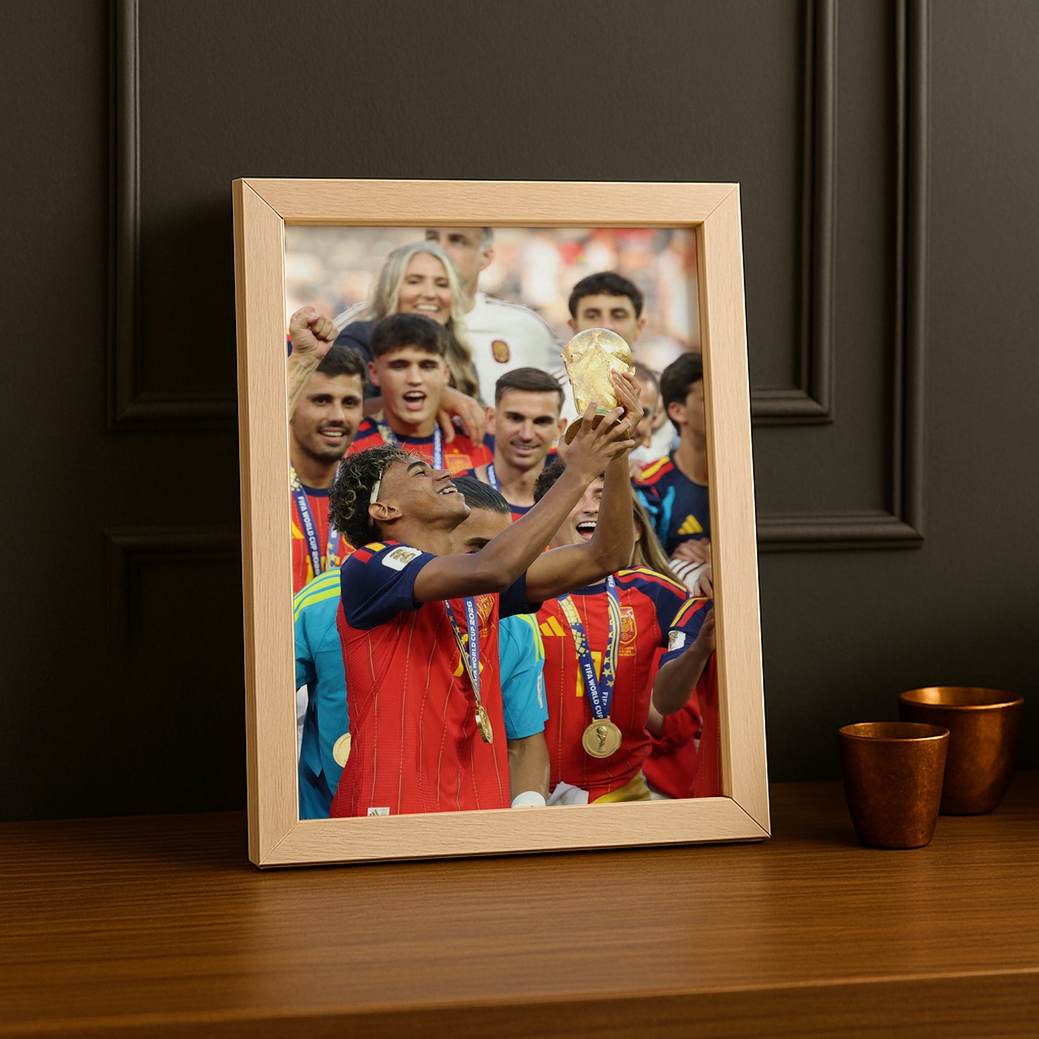 Cadre Photo Lamine Yamal Soulève la Coupe du Monde 2026 – Espagne TonCadre