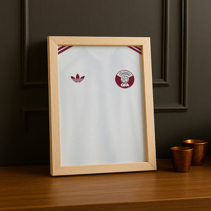 Cadre Photo Maillot Qatar – Extérieur Coupe du Monde 2026 TonCadre
