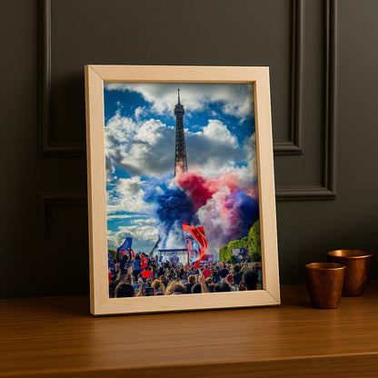 Cadre Photo PSG – Fumigènes Tour Eiffel Supporters Parade Champions League 2026 TonCadre