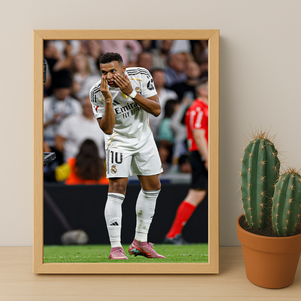 Poster encadrée Real Madrid - Kylian Mbappé Célébration