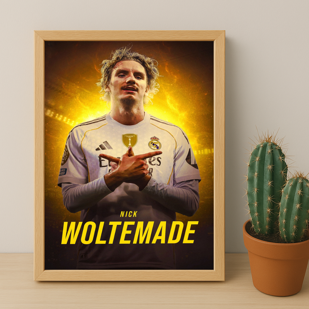 Cadre Photo Nick Woltemade Real Madrid – Affiche HD Encadrée Papier Premium
