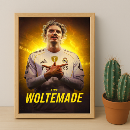 Cadre Photo Nick Woltemade Real Madrid – Affiche HD Encadrée Papier Premium