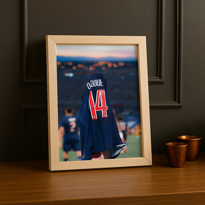 Poster encadrée Paris Saint-Germain - Désiré Doué Maillot