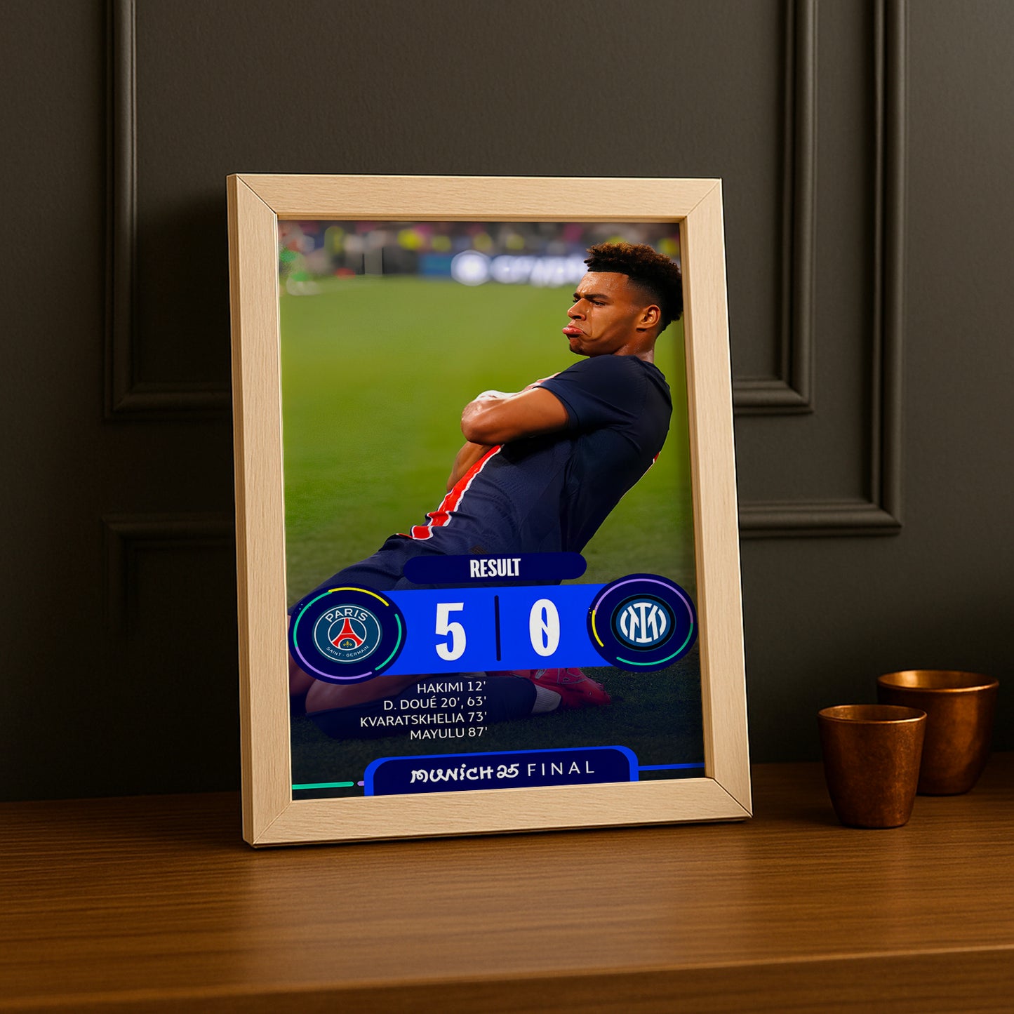 Cadre photo Désiré Doué PSG Ligue des champions