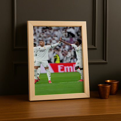 Cadre photo de Mbappé x Vinicius