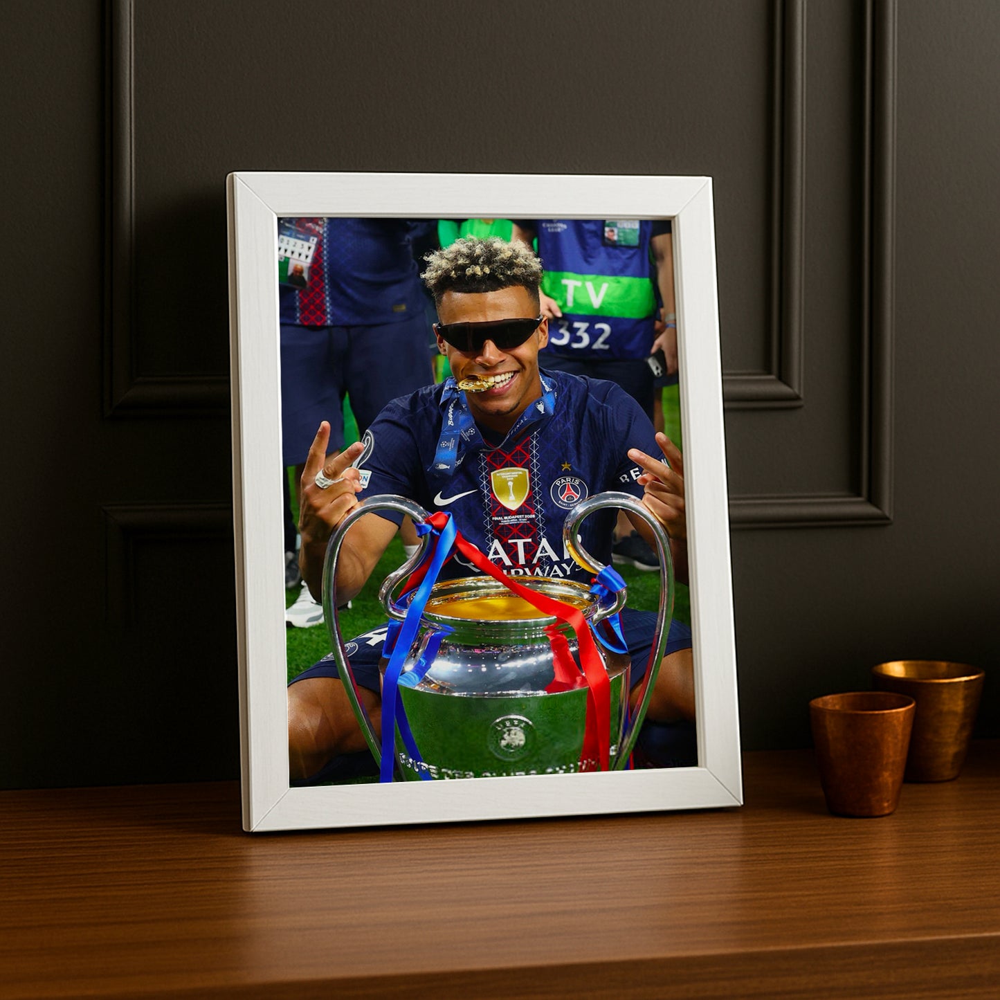 Cadre Photo Désiré Doué – Swag Trophée Champions League 2026 | PSG TonCadre