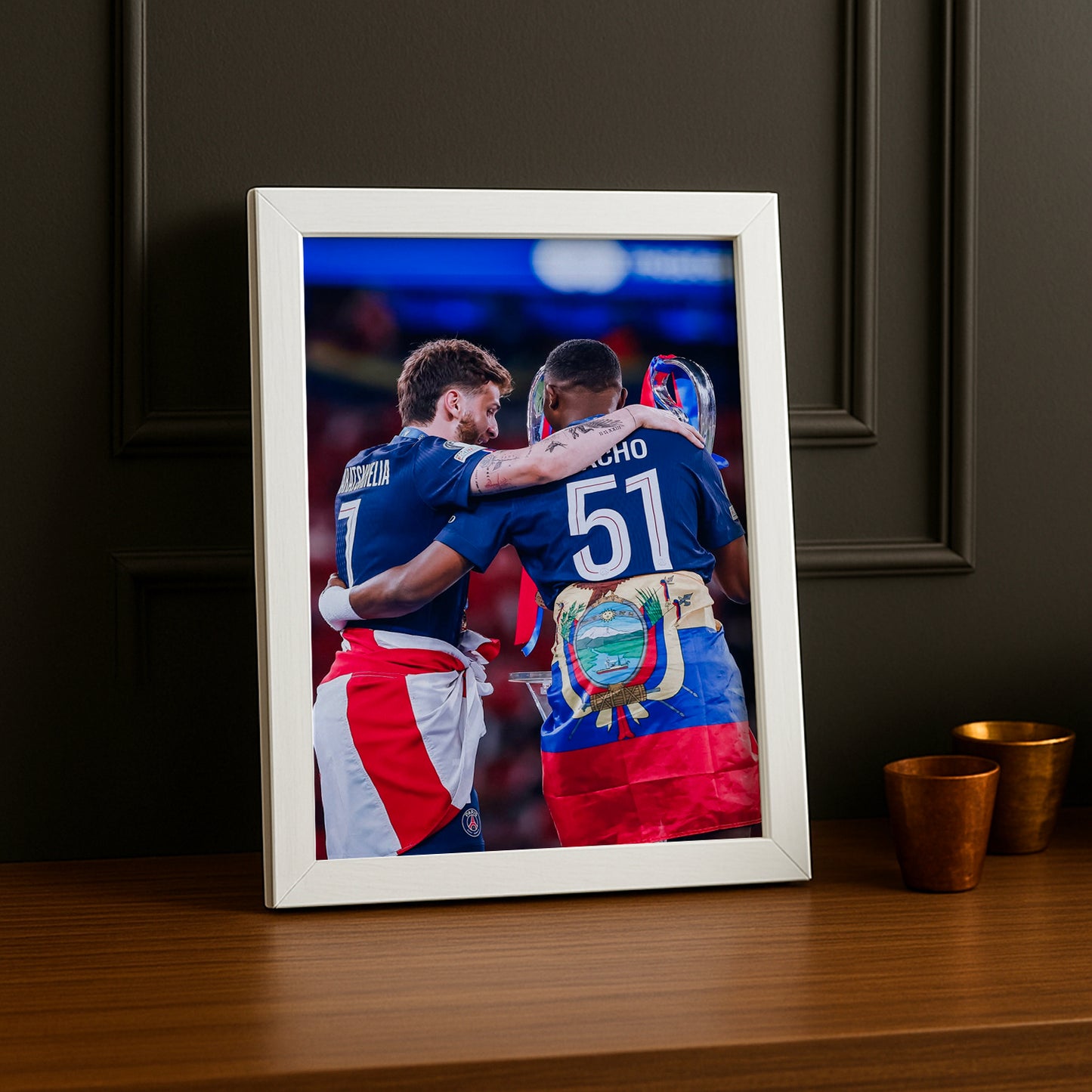 Cadre Photo Kvaratskhelia & Pacho – Champions League 2026 | PSG TonCadre