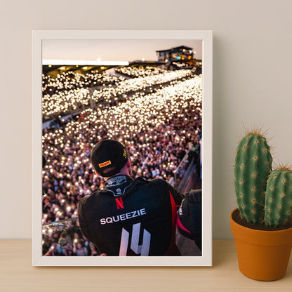 Poster du GP Explorer The Last Race - Squeezie Foule