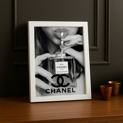 Poster Photo Chanel - Aesthetic Perfume