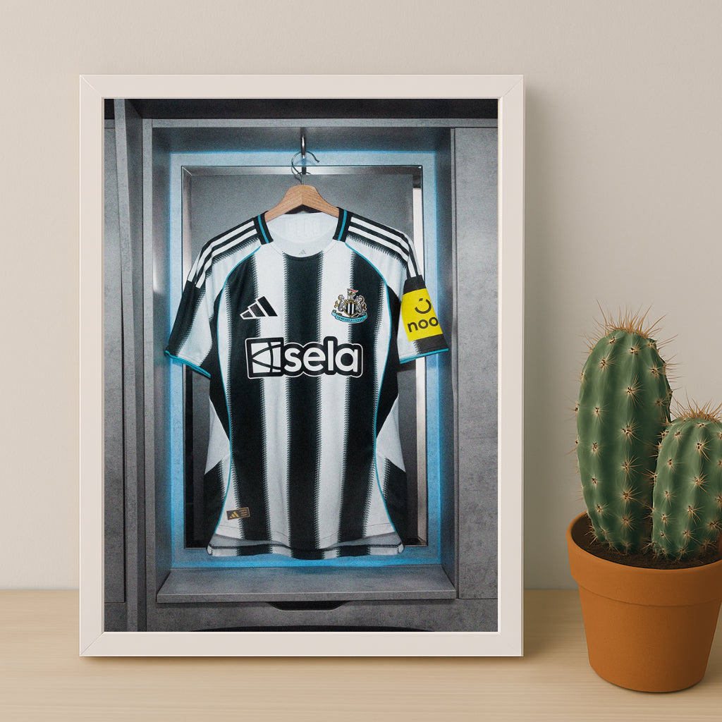 Cadre photo - Maillot Newcastle 25-26