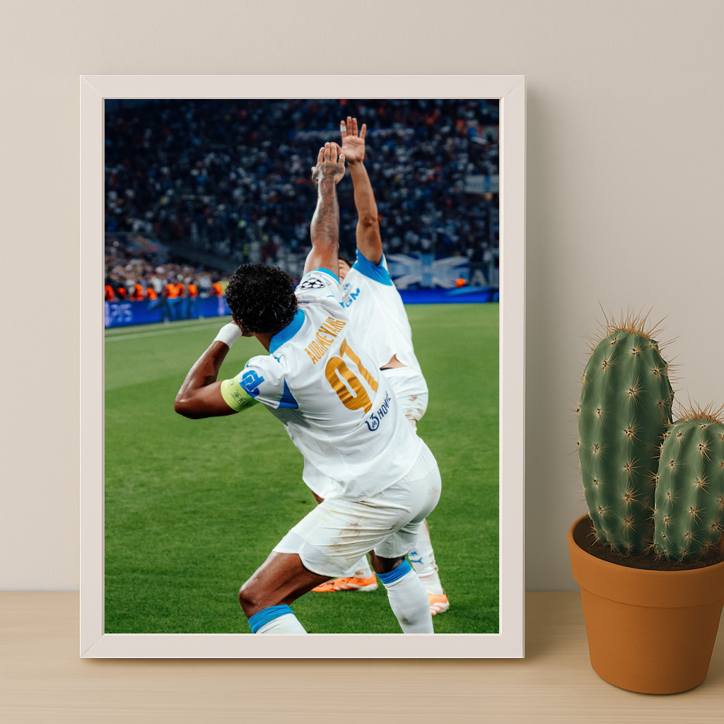 Poster encadrée Olympique de Marseille - Célébration Aubameyang