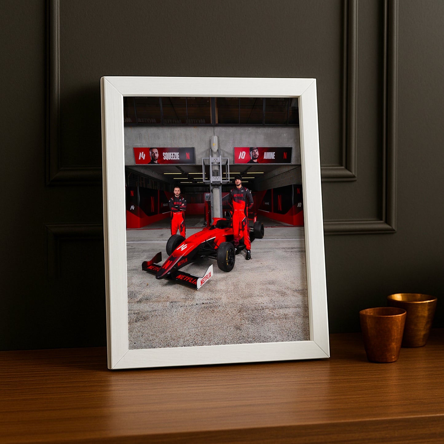 Poster encadrée GP Explorer - Écurie Netflix Squeezie x AmineMaTue