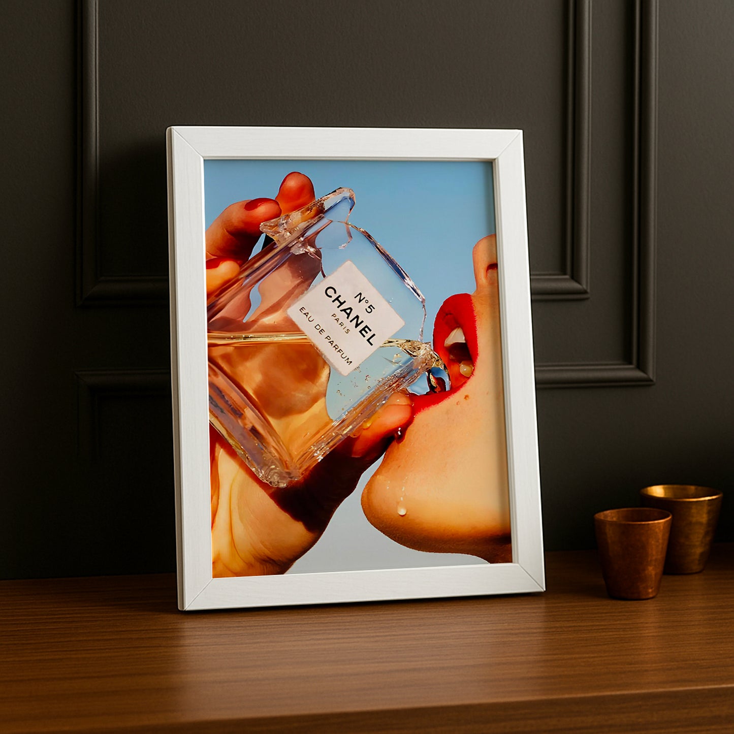 Poster Photo Chanel - Drinking