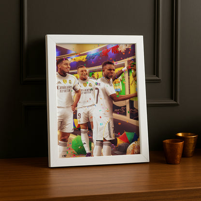 Cadre Photo Mbappé, Vinicius Jr & Bellingham Real Madrid – Affiche HD Encadrée Papier Premium
