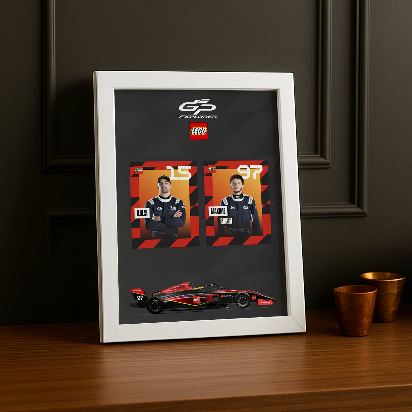 Cadre Photo GP Explorer Djilsi x Maxime Biaggi Lego