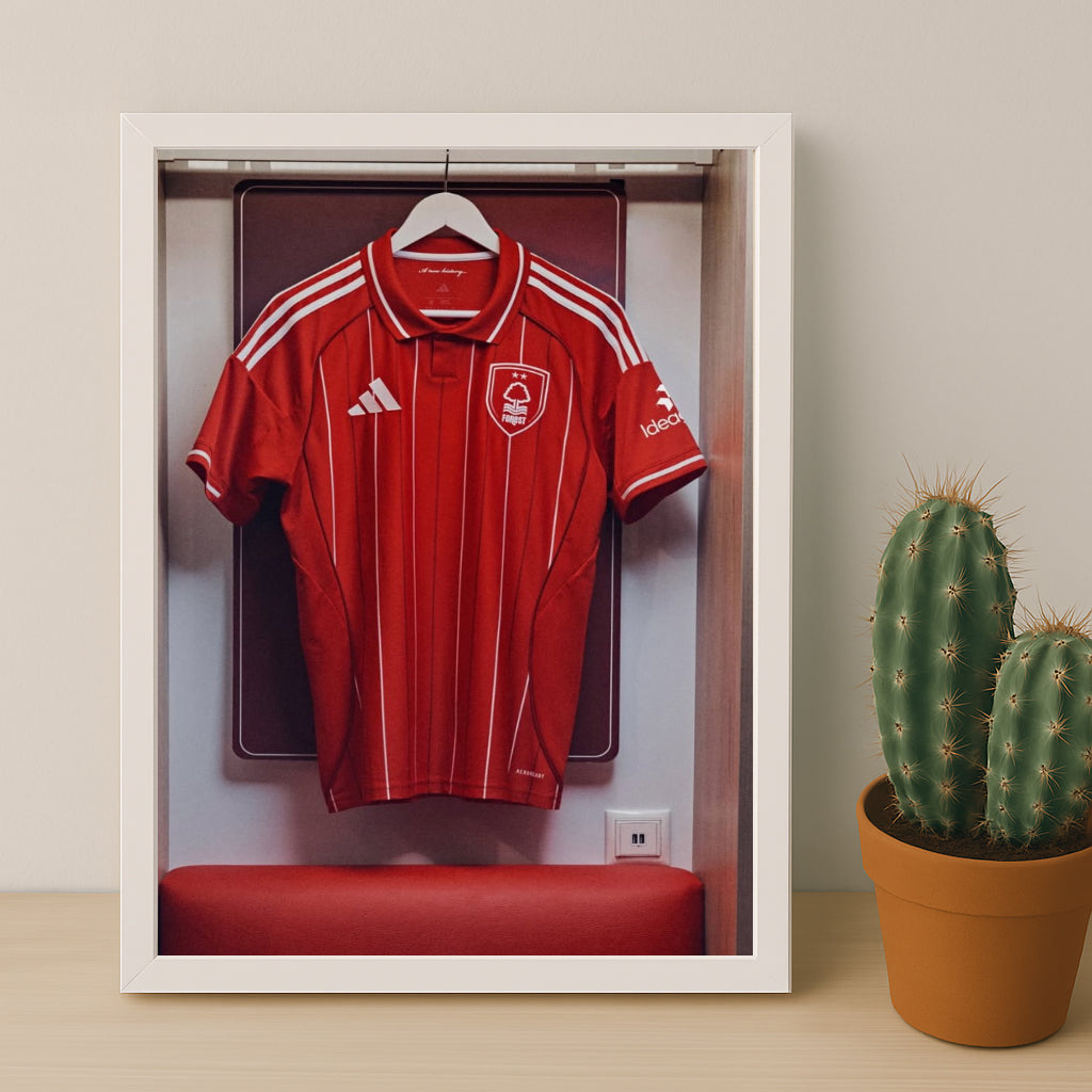 Cadre photo - Maillot Nottingham Forest 25-26