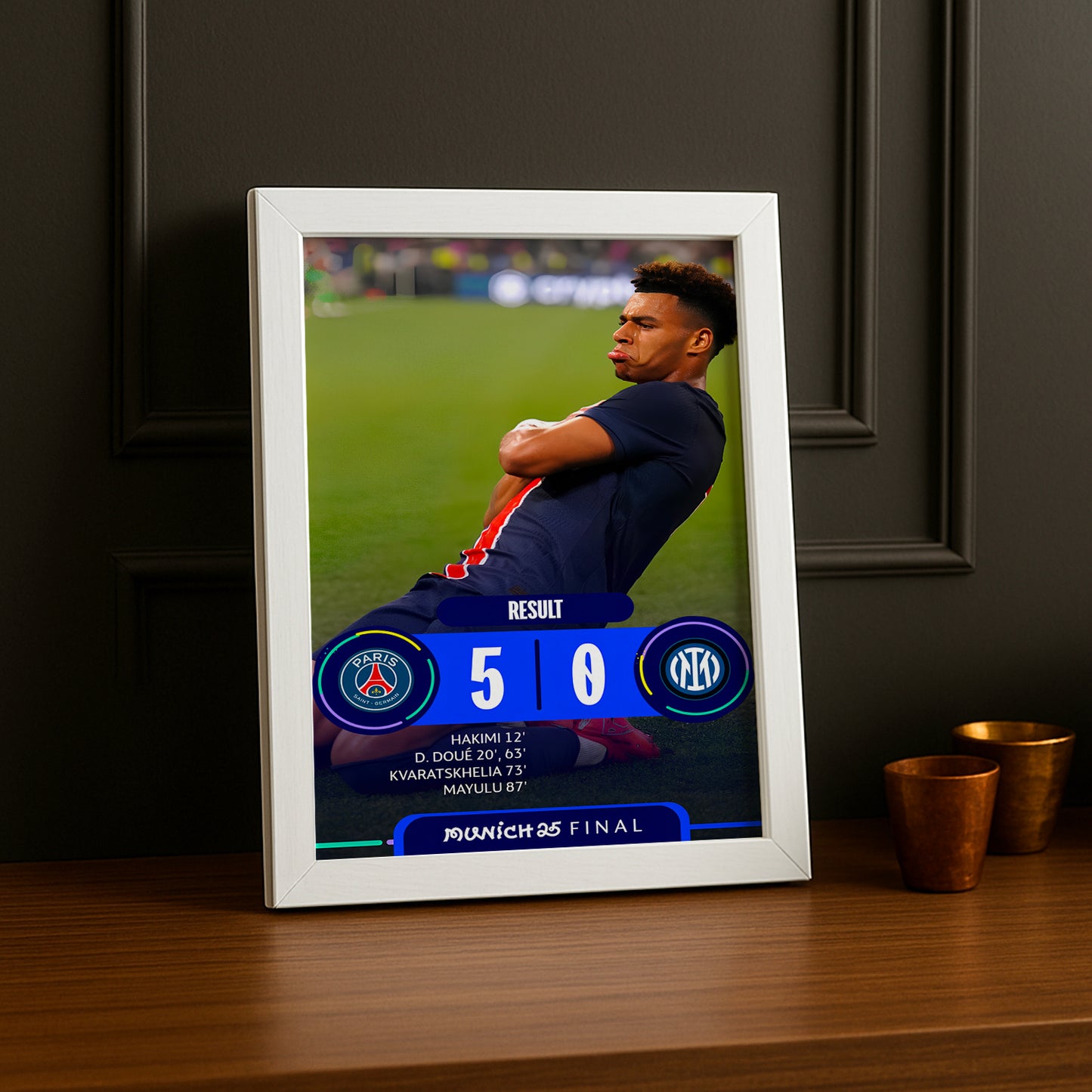 Cadre photo Désiré Doué PSG Ligue des champions