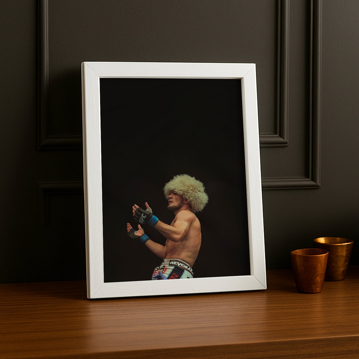 Cadre photo UFC - Khabib Nurmagomedov Prays