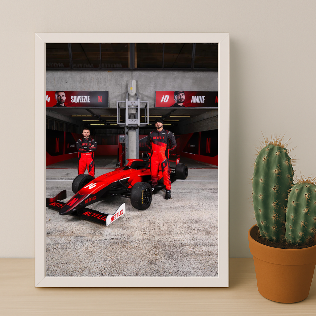 Poster encadrée GP Explorer - Écurie Netflix Squeezie x AmineMaTue