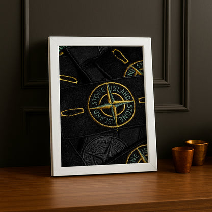 Fotorahmen mit Stone Island-Logo 
