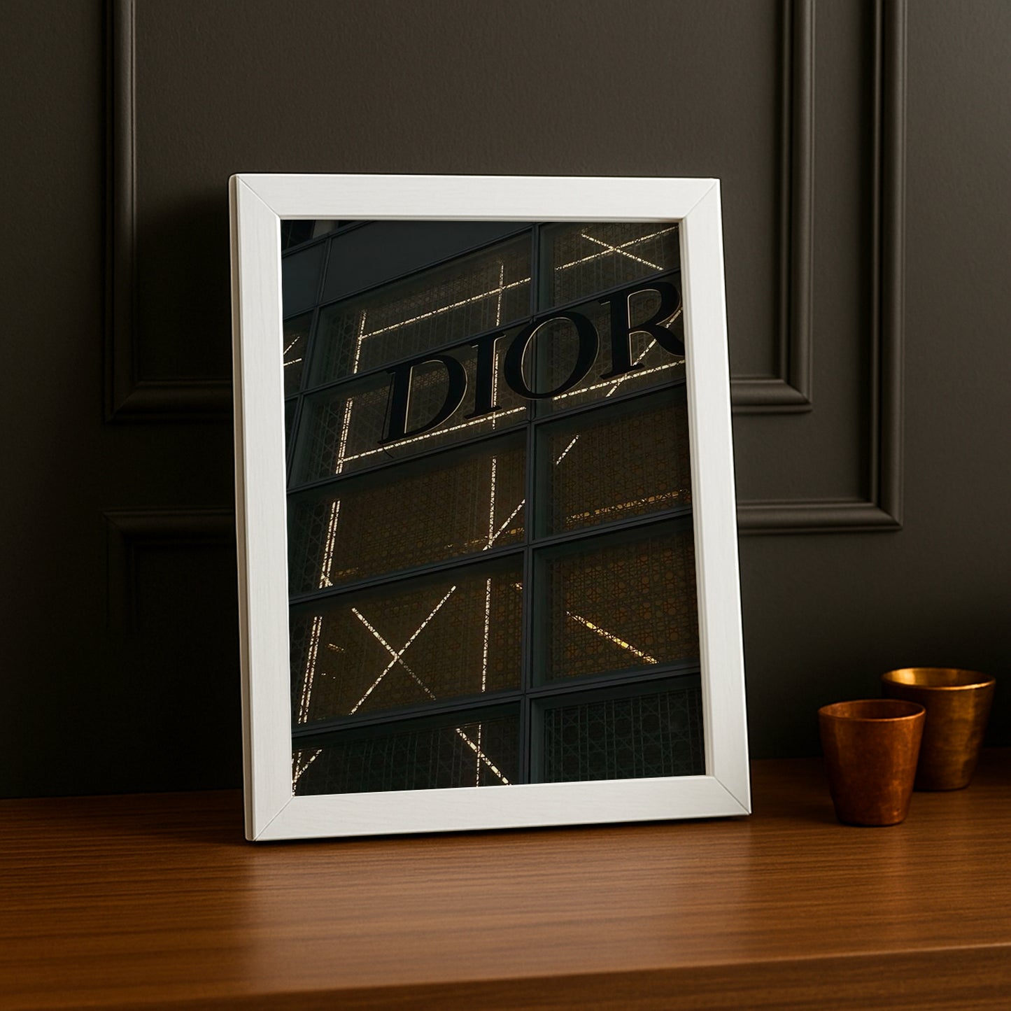 Cadre photo Dior logo by night