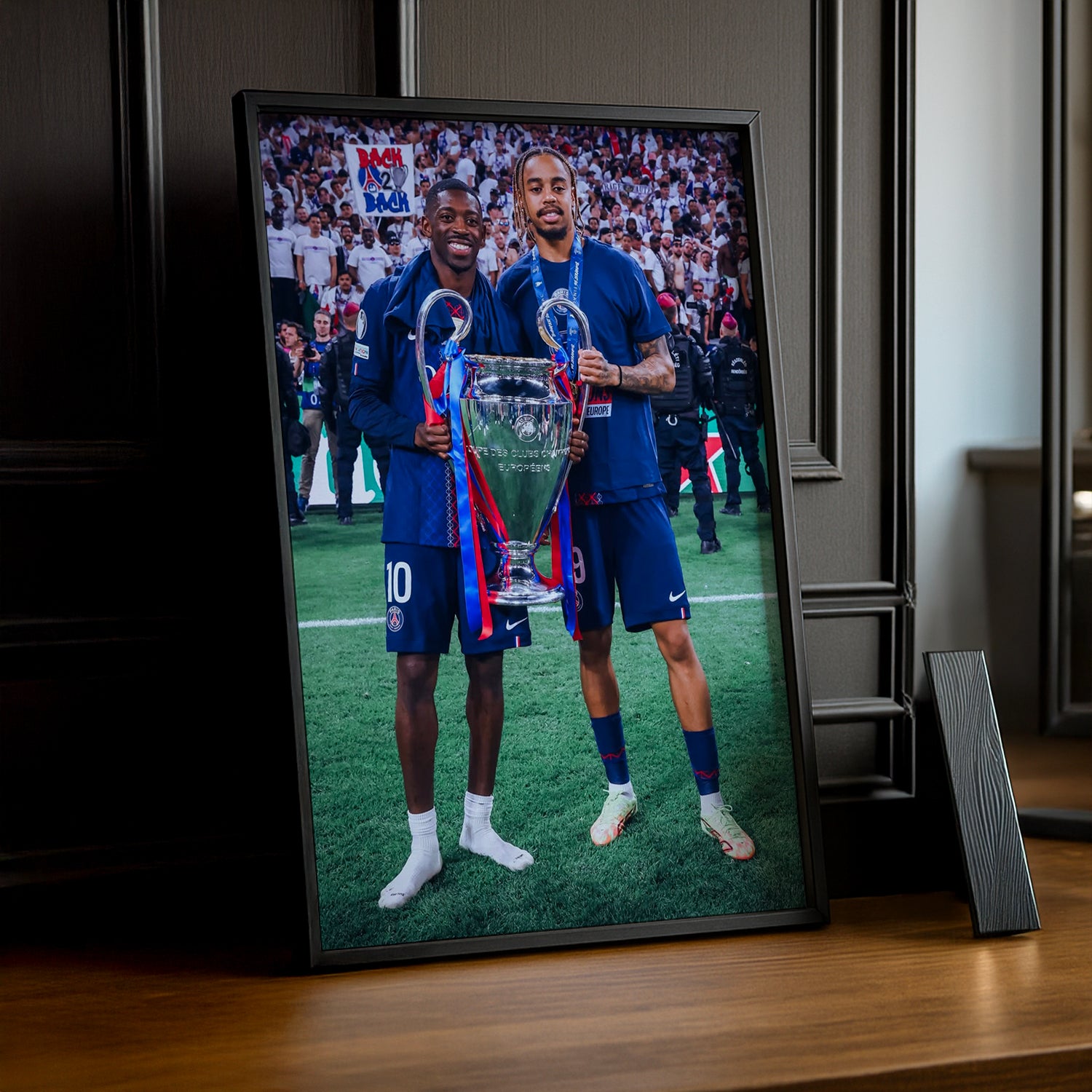 Cadre Photo Dembélé & Barcola – Trophée Champions League 2026 | PSG TonCadre