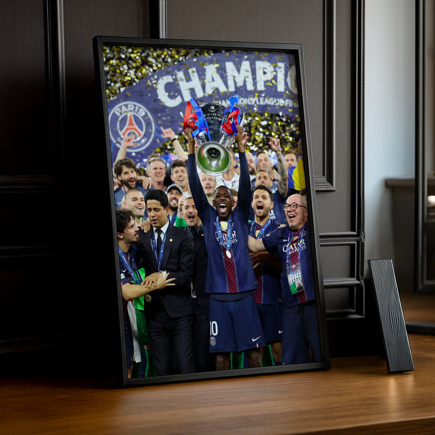 Cadre Photo Dembélé – Levée du Trophée Champions League 2026 | PSG TonCadre
