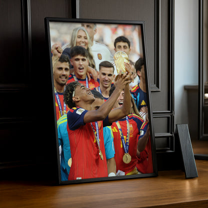 Cadre Photo Lamine Yamal Soulève la Coupe du Monde 2026 – Espagne TonCadre