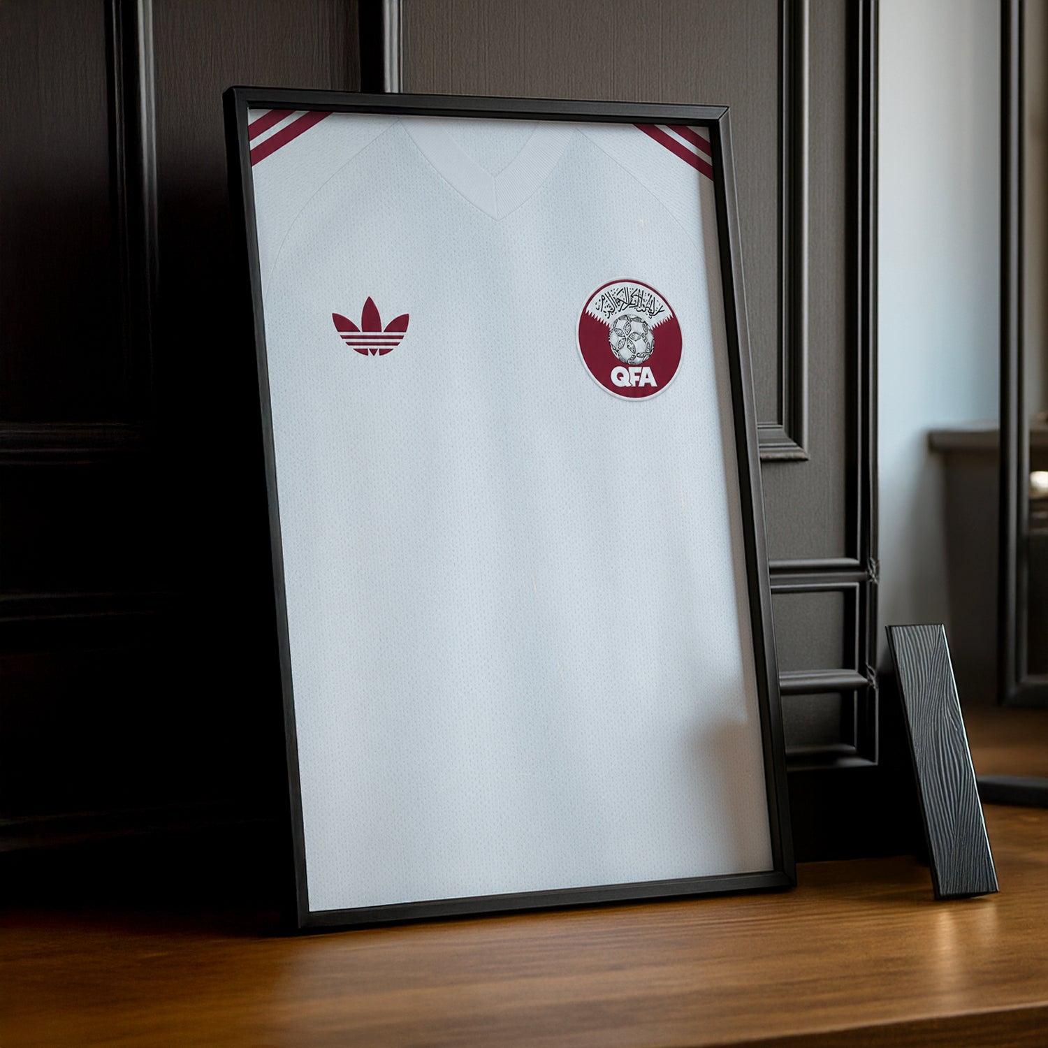Cadre Photo Maillot Qatar – Extérieur Coupe du Monde 2026 TonCadre