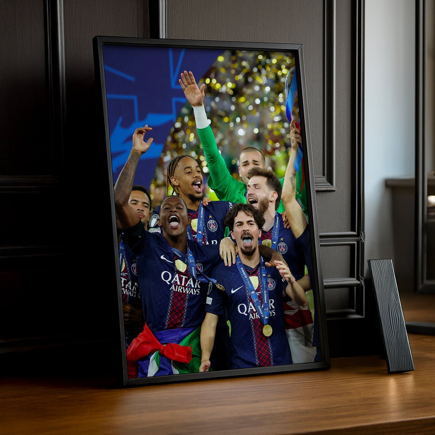 Cadre Photo PSG – Joie Collective Champions League 2026 | Célébration Équipe TonCadre